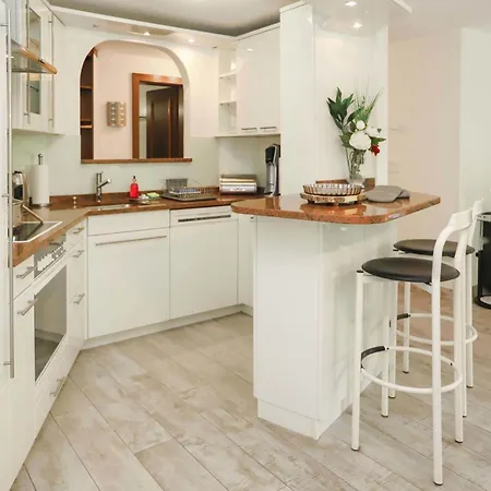 Nirwana By Interhome * צרמט